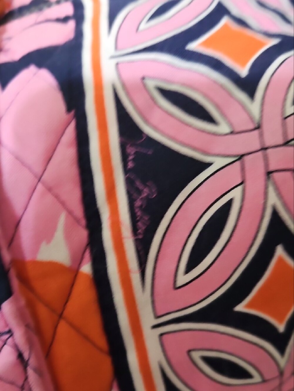 Vera Bradley EUC Quilted Floral Duffel in Pink & Blue - Picture 4 of 8